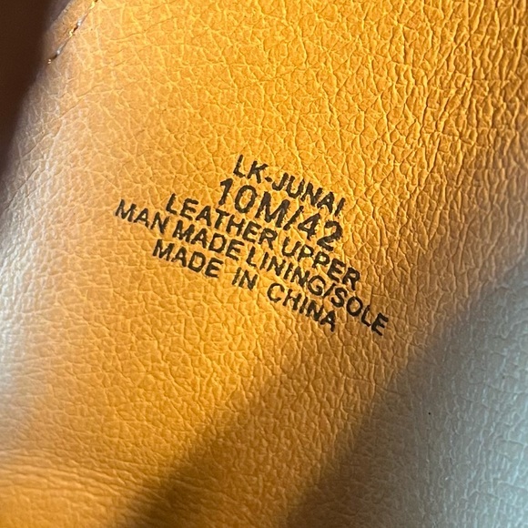 Lucky Brand women’s size 10 leather shoes. - Picture 7 of 8